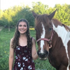 Meet your Posher, Elayna